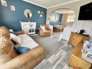 Lounge- click for photo gallery
